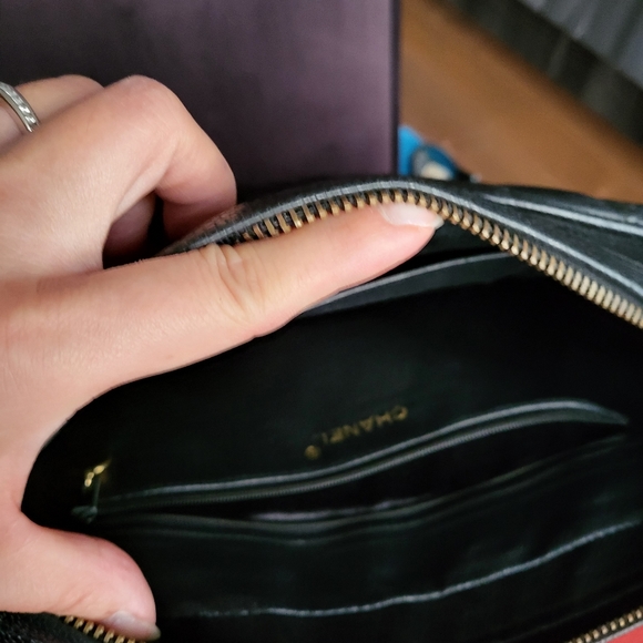 Chanel Crossbody Purse - Picture 7 of 13